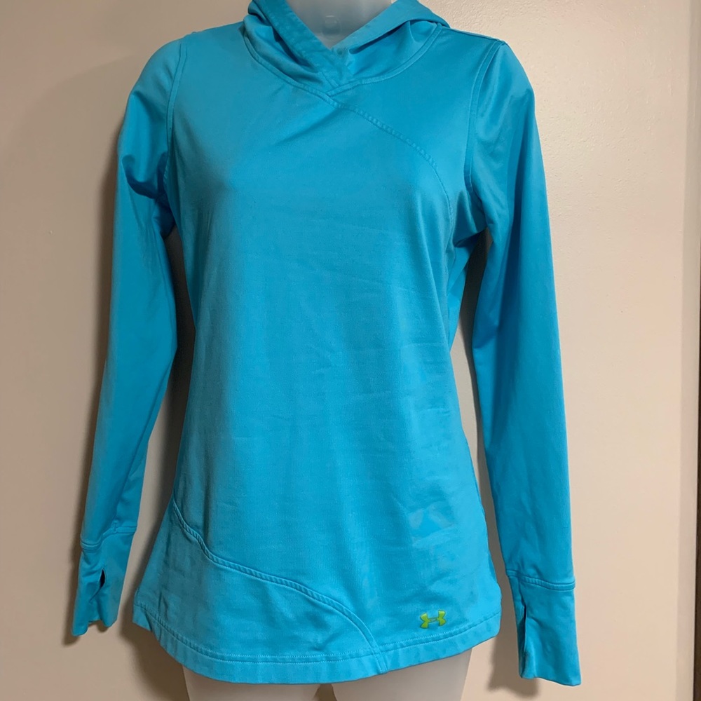 UA cold gear running pull over